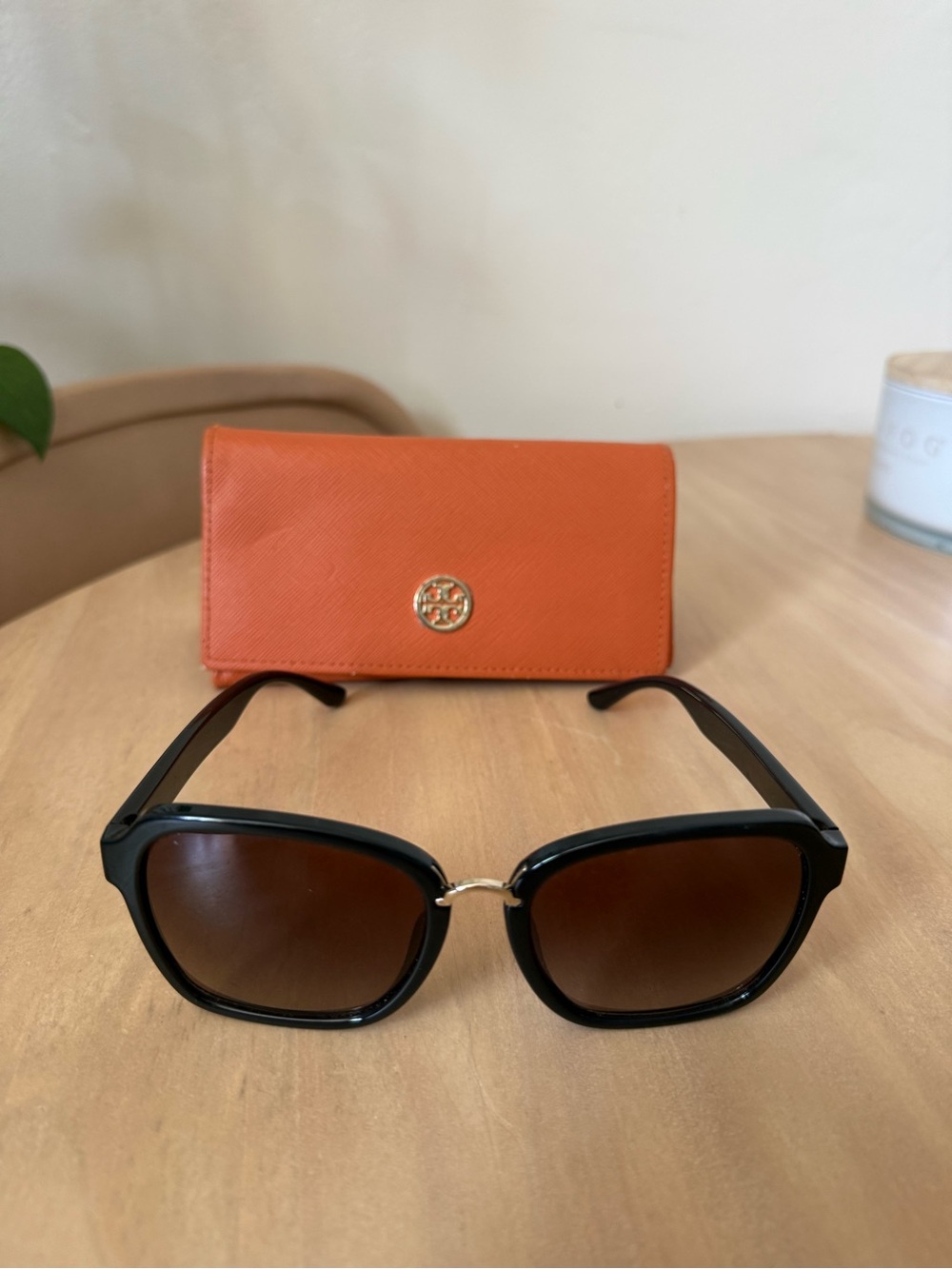 Tory Burch Brown Lens Sunglasses with Orange Case